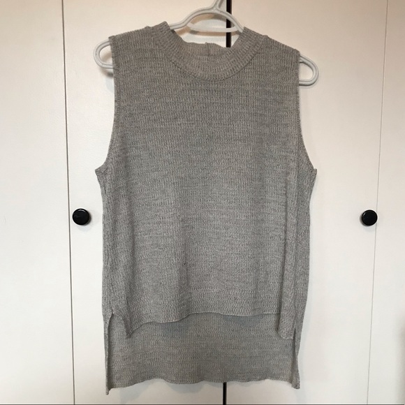 Alya Sleeveless Top - Picture 1 of 4